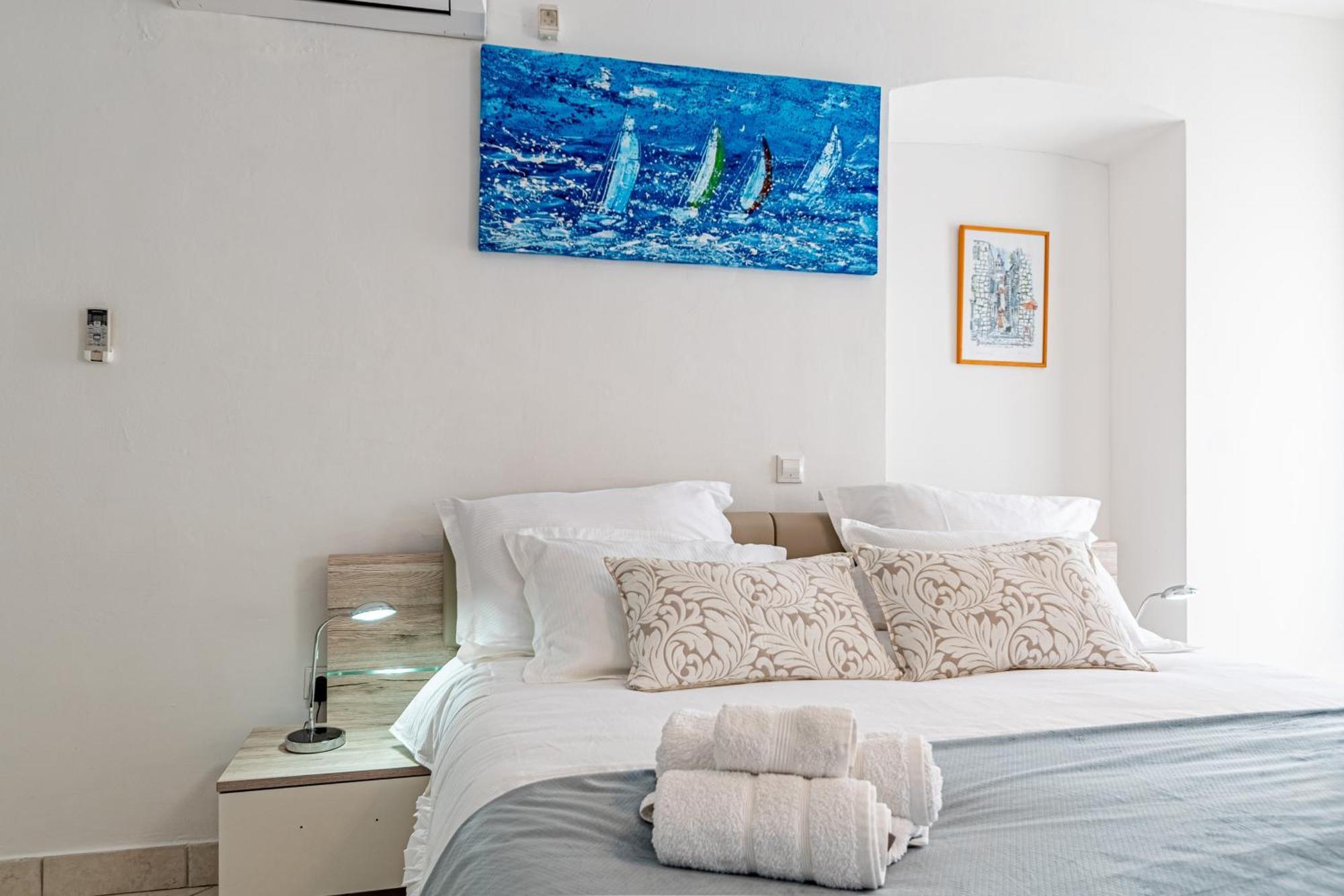Room Ghetto กอร์จูลา ภายนอก รูปภาพ