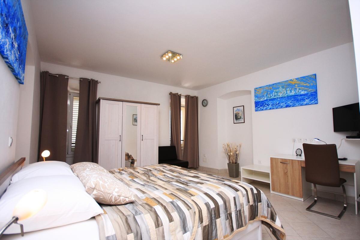 Room Ghetto กอร์จูลา ภายนอก รูปภาพ