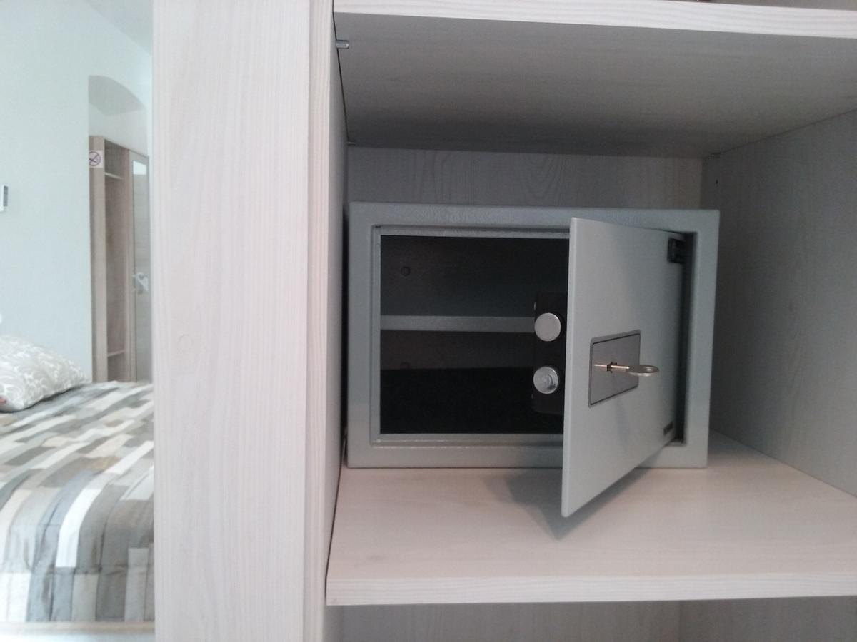 Room Ghetto กอร์จูลา ภายนอก รูปภาพ
